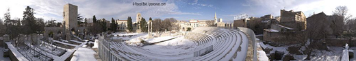 image panoramique Arles Théâtre antique